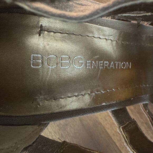 BCBGeneration Strappy Zip-Up 4.5" Heels – Taupe – Size 7M - Picture 7 of 13